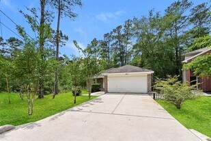 10939 Mockingbird Pl in Conroe, TX - Building Photo