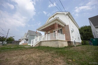 2732 South Ave in Niagara Falls, NY - Building Photo - Building Photo