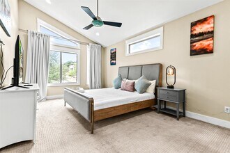 614 Terrell Hill Dr in Austin, TX - Building Photo - Building Photo