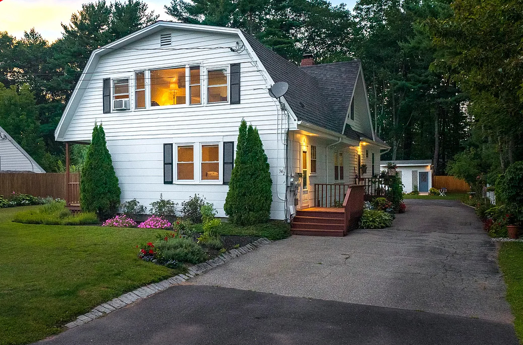 34 Boody St, Unit #2 in Brunswick, ME - Building Photo