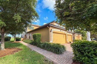 7112 Grand Estuary Trail in Bradenton, FL - Building Photo - Building Photo