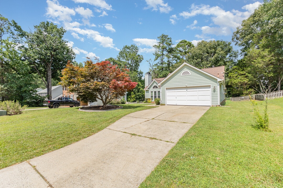 8712 Canter Post Dr in Charlotte, NC - Building Photo