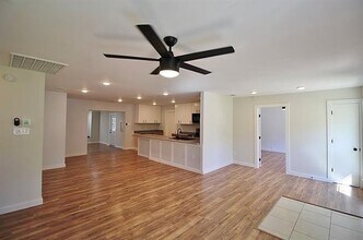 1212 Neptune Dr in Cedar Hill, TX - Building Photo - Building Photo