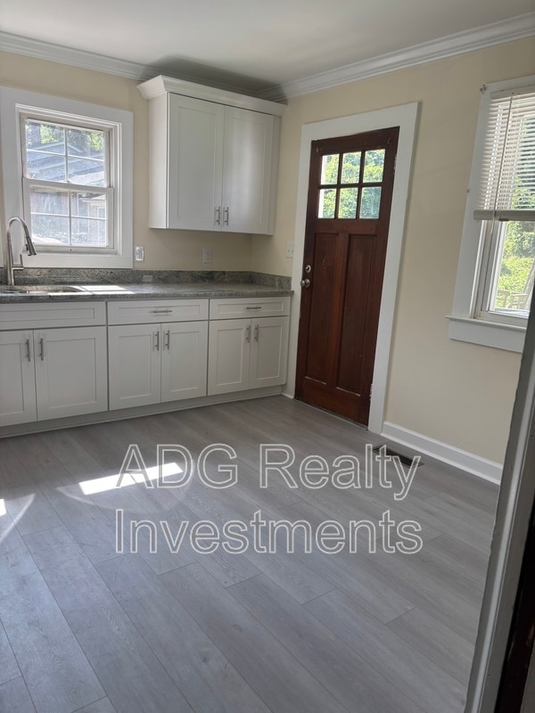 900 E 4th Ave in Gastonia, NC - Building Photo - Building Photo