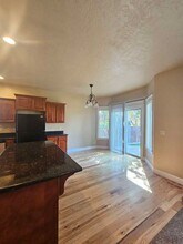 1935 W Marten Creek Dr in Meridian, ID - Foto de edificio - Building Photo