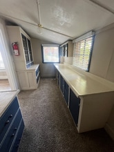 517 Pleasant Valley Rd in Diamond Springs, CA - Building Photo - Building Photo