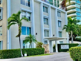 1527 S Flagler Dr in West Palm Beach, FL - Building Photo