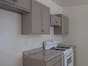 229 Kashmir Ln in Ridgecrest, CA - Building Photo - Building Photo