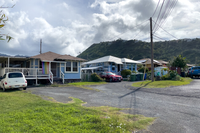 1717 Palolo Ave in Honolulu, HI - Foto de edificio - Building Photo