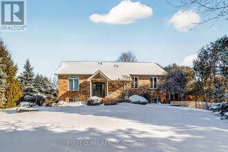 20173 Bathurst St in East Gwillimbury, ON - Building Photo - Building Photo