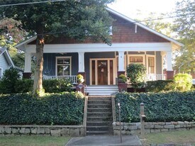 6 White St NW in Atlanta, GA - Building Photo