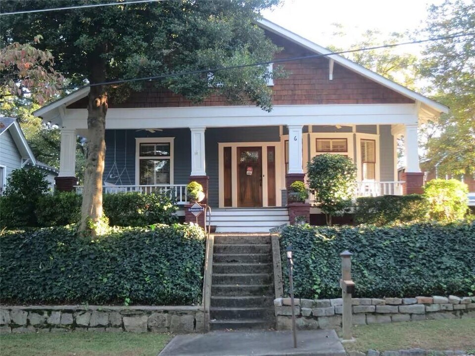 6 White St NW in Atlanta, GA - Building Photo