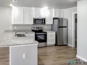 3136 Westminster Drive in Clovis, NM - Building Photo - Building Photo