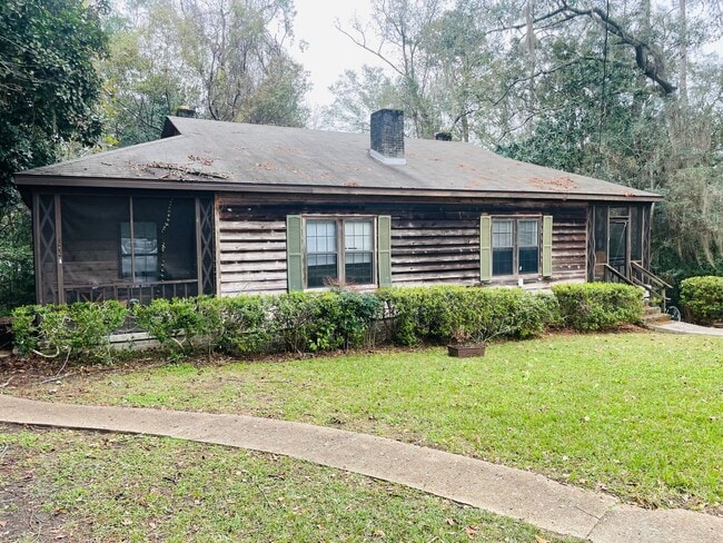 property at 1232 Alachua Ave