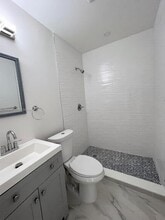 31 SW 67th Ct in Miami, FL - Building Photo - Building Photo