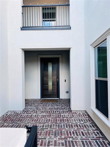 6825 Entwistle Rd in Frisco, TX - Foto de edificio - Building Photo