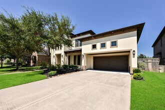 27810 Burnett Hills Ln in Fulshear, TX - Building Photo - Building Photo