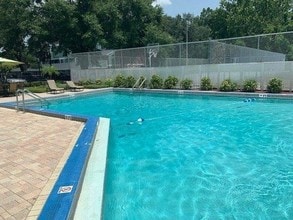 572 Breckenridge Vlg-Unit -UNIT 103 in Altamonte Springs, FL - Building Photo - Building Photo