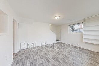 7422 Parkwood St in Hyattsville, MD - Building Photo - Building Photo