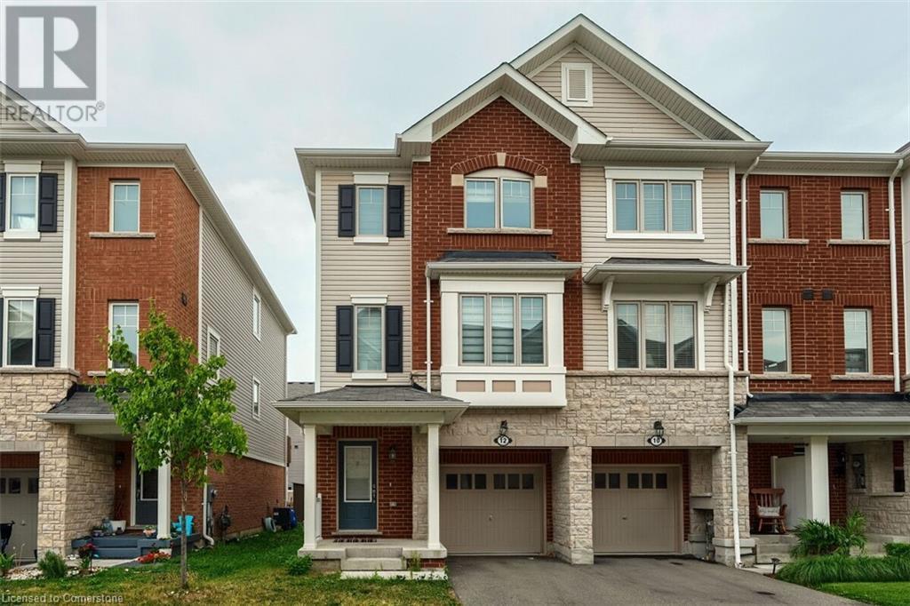 12 Rapids Ln in Hamilton, ON - Building Photo
