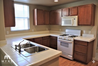 4800 Westlake Pkwy, Unit 610 in Sacramento, CA - Foto de edificio - Building Photo