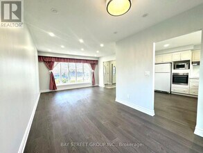 55 Taylor Rd in Ajax, ON - Building Photo - Building Photo