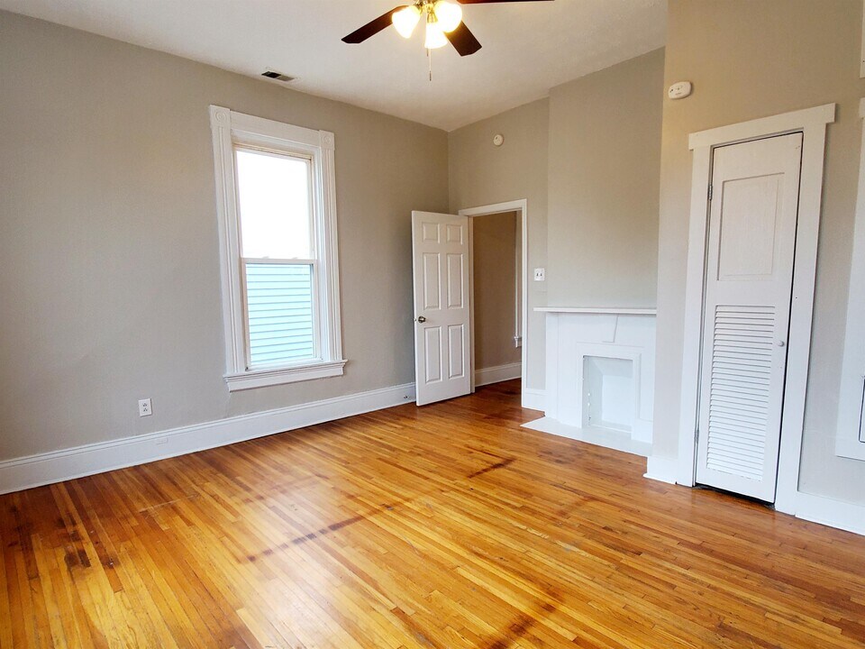 1611 Garrard St in Covington, KY - Building Photo