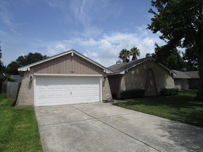 11226 Beauvoir Dr in Houston, TX - Building Photo - Building Photo