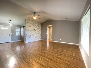 1744 Louise Ave in Medford, OR - Building Photo - Building Photo