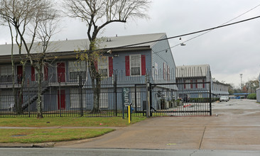 Las Palmas in Houston, TX - Foto de edificio - Building Photo