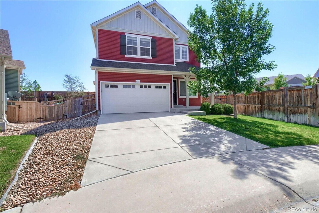 1696 Odyssey Ct in Castle Rock, CO - Building Photo