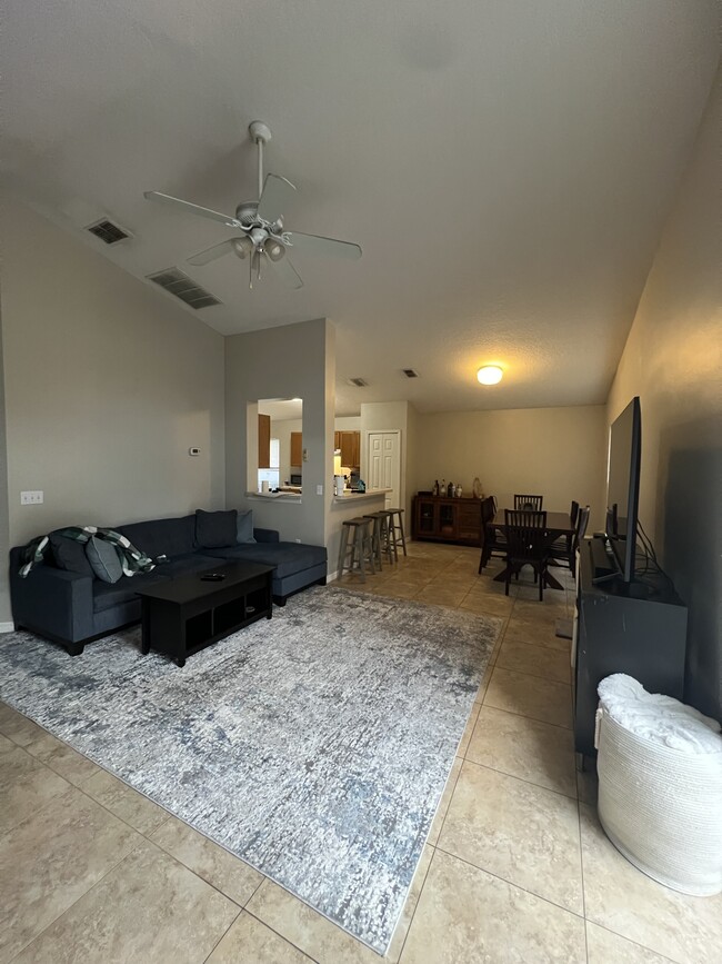 2312 Ole Hickory Dr in Orlando, FL - Building Photo - Building Photo