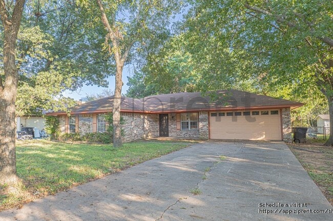 property at 1033 Princeton Pl
