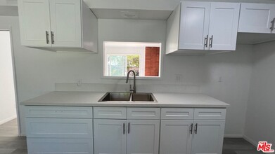 21806 Napa St in Los Angeles, CA - Building Photo - Building Photo