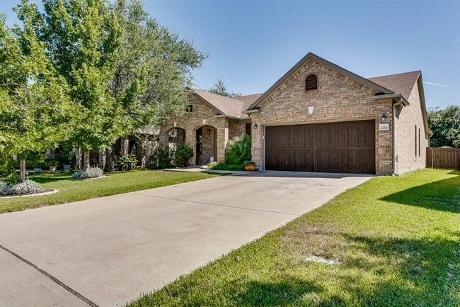 2214 Old Sterling Rd in Cedar Park, TX - Foto de edificio - Building Photo