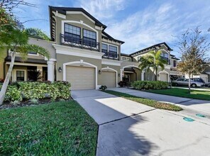 7826 52nd Terrace E in Bradenton, FL - Building Photo - Building Photo