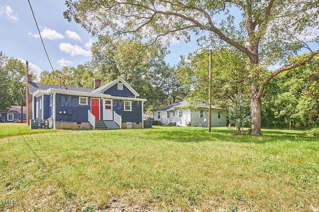 302 Raynor St in Durham, NC - Building Photo - Building Photo