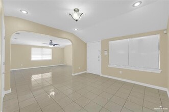 19 S 9th St in McAllen, TX - Building Photo - Building Photo