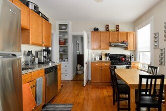 48 Eustis St in Cambridge, MA - Building Photo - Building Photo