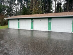 645 NW Atalanta Way in Oak Harbor, WA - Building Photo - Building Photo