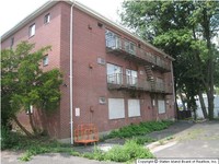 411 Vanderbilt Ave in Staten Island, NY - Building Photo - Building Photo