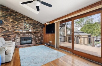 38 Ranger Rd in Natick, MA - Foto de edificio - Building Photo