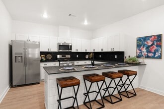 Abbington at Chaffee Crossing in Fort Smith, AR - Building Photo - Building Photo