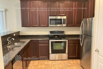 13444 N 87th Dr in Peoria, AZ - Foto de edificio - Building Photo