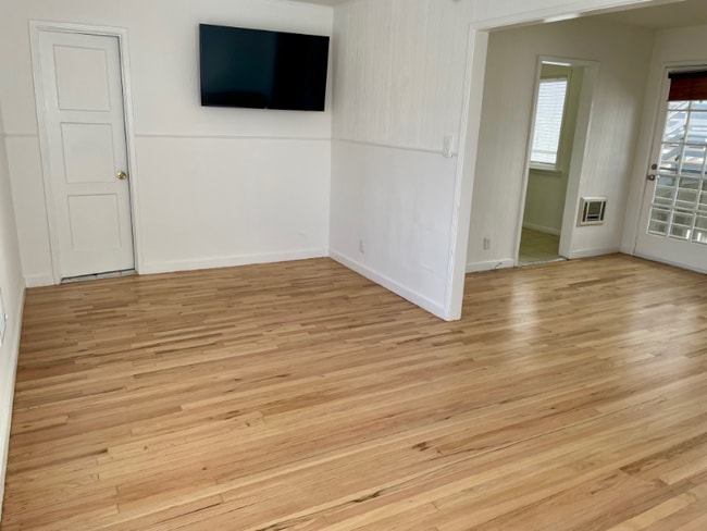 446 S Oakhurst Dr in Beverly Hills, CA - Building Photo - Building Photo
