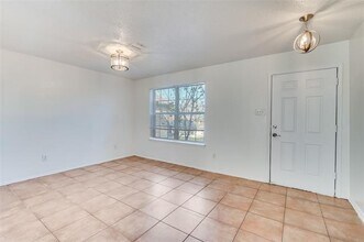 10141 Chapel Rock Dr in Fort Worth, TX - Building Photo - Building Photo