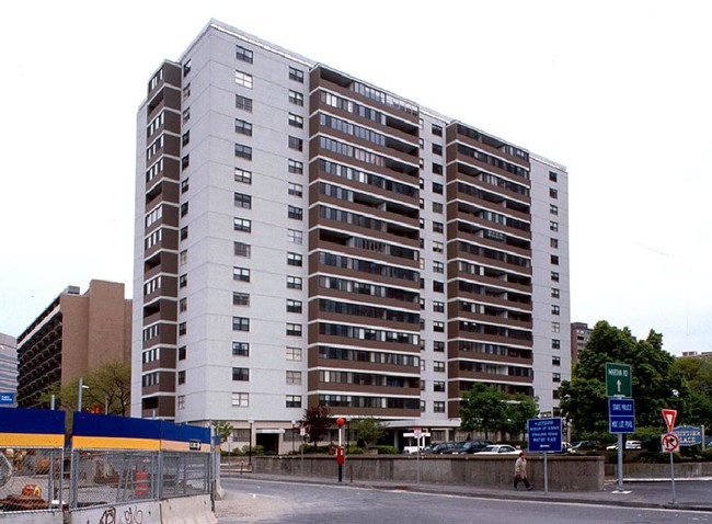 Whittier Place in Boston, MA - Foto de edificio - Building Photo