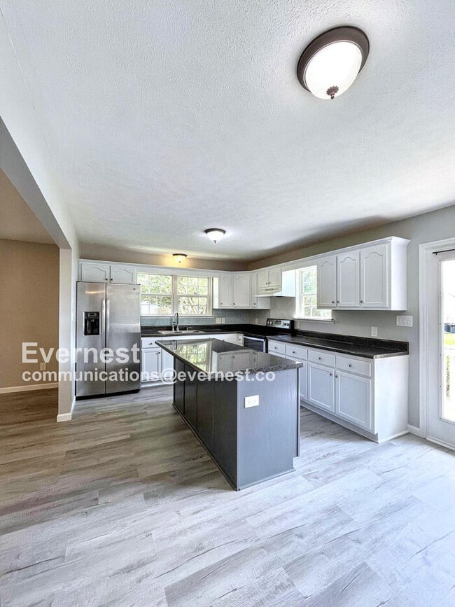 808 Sunrise St in Murfreesboro, TN - Building Photo - Building Photo