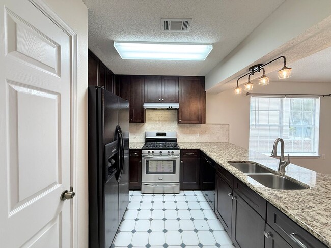 2313 Shoal Creek Dr in Pensacola, FL - Building Photo - Building Photo