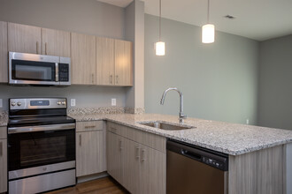 Novi Flats, Lofts and Rise in Concord, NC - Building Photo - Interior Photo